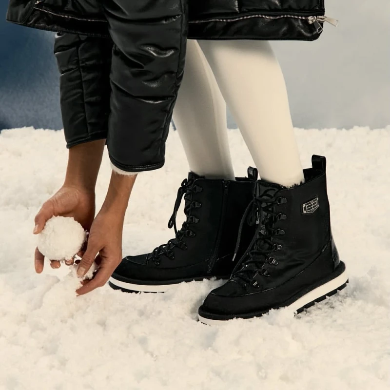 Högl | The perfect shoes for a winter getaway